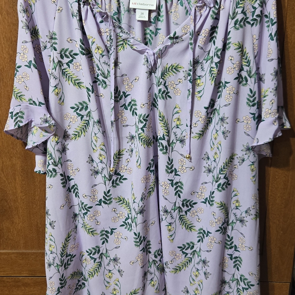 Liz Claiborne Lavender Floral Peasant Top
